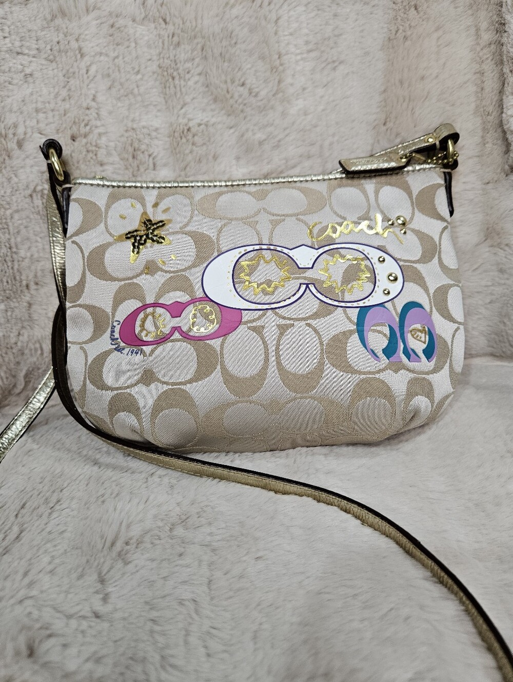 EUC Y2K Coach Beige Poppy Signature Crossbody with Colorful Graphic Accents